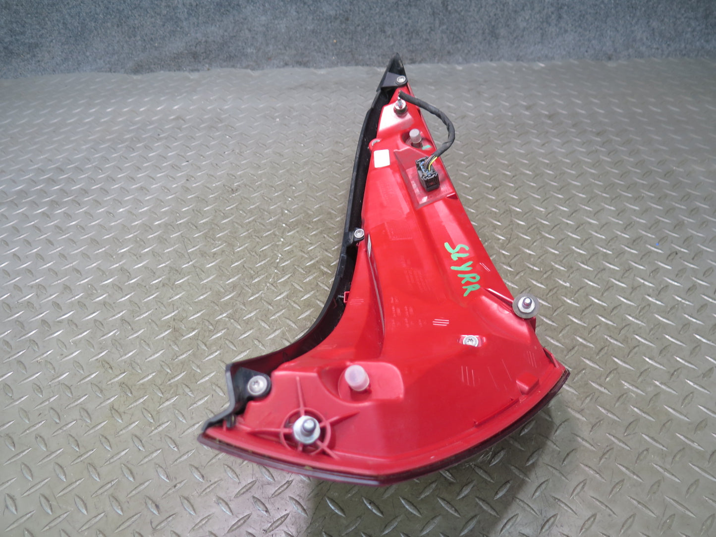 13-16 Mercedes R231 SL550 Rear Right Tail Light Lamp 2318200464 OEM