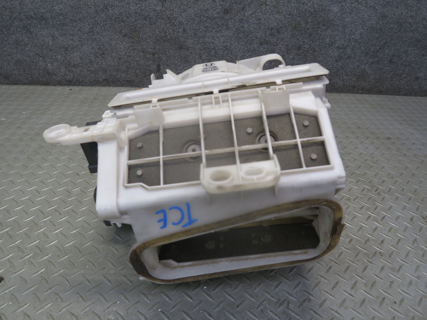 95-97 Toyota Celsior UCF20 RHD A/C Heater Blower Motor w Housing Assembly OEM