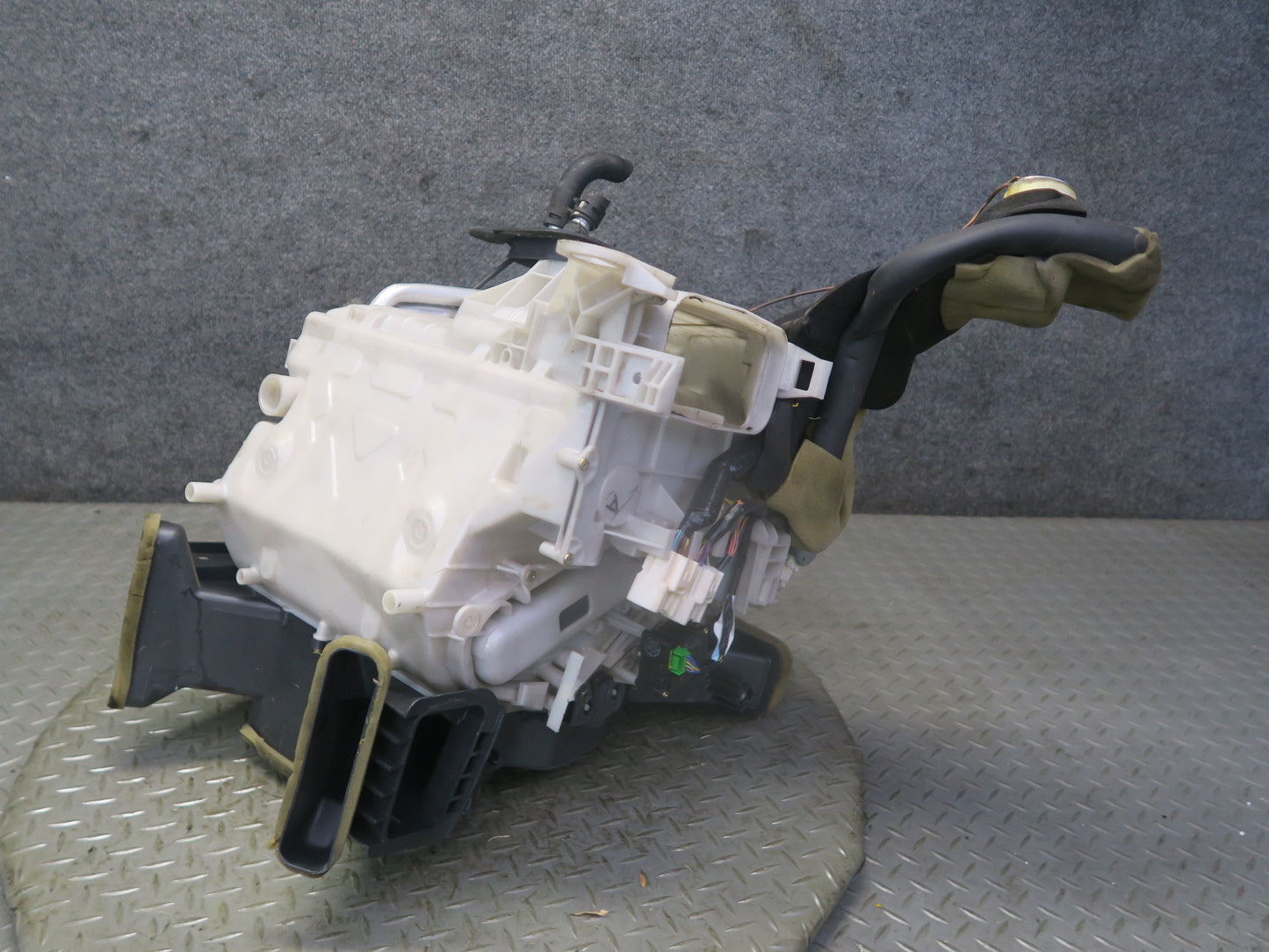 95-97 Toyota Celsior UCF20 RHD Hvac A/C Evaporator Heater Core Box Housing OEM