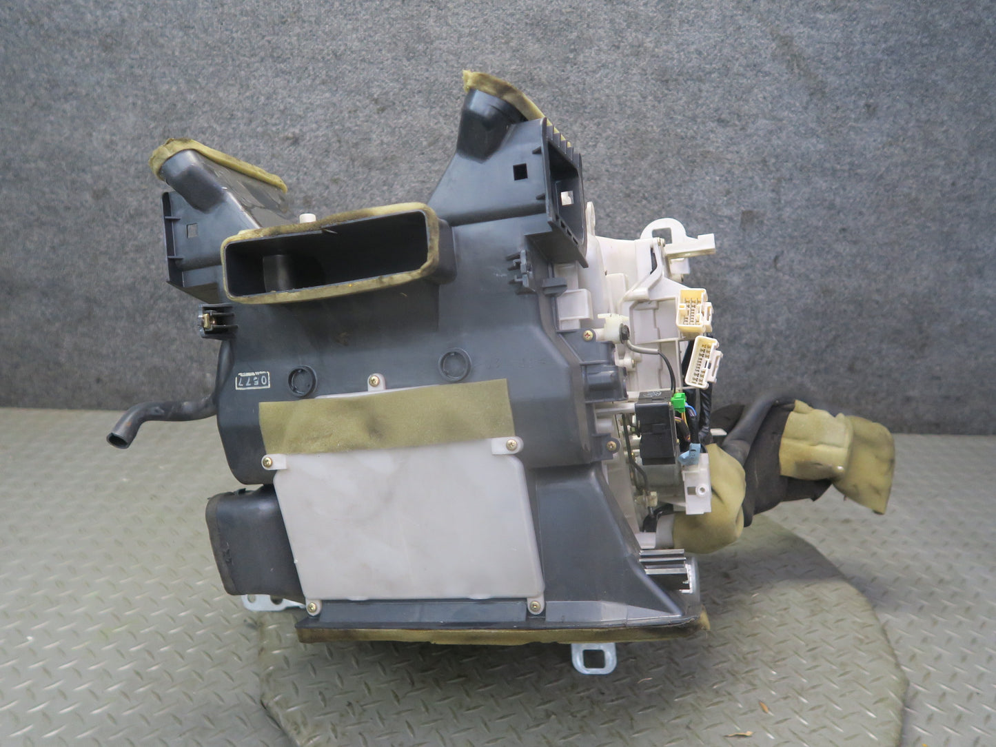 95-97 Toyota Celsior UCF20 RHD Hvac A/C Evaporator Heater Core Box Housing OEM