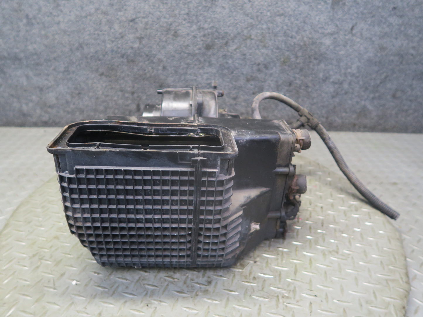 99-03 VW Eurovan T4 Front Hvac Blower Motor Climate Box 701820024B OEM
