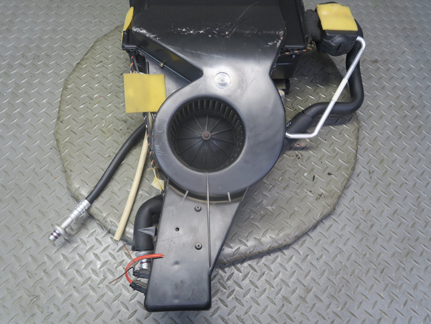 99-03 VW Eurovan T4 Rear Hvac A/C Evaporator Blower Motor Climate Box OEM