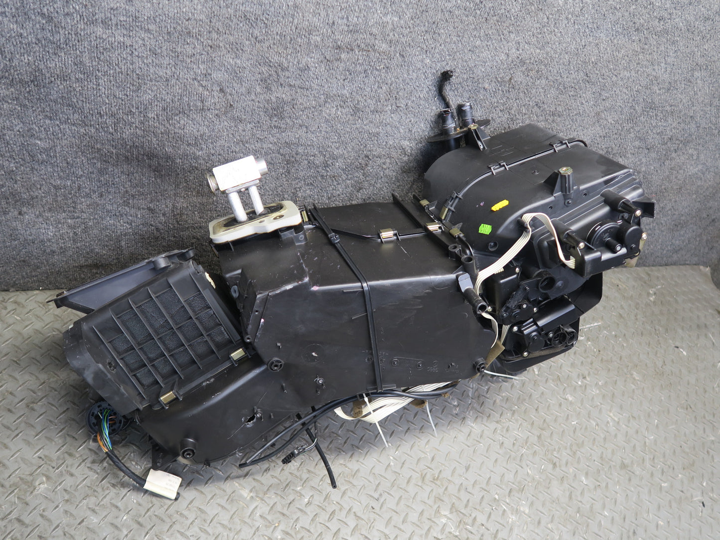 99-03 VW Eurovan T4 Front Hvac A/C Heater Core Blower Motor Climate Box OEM