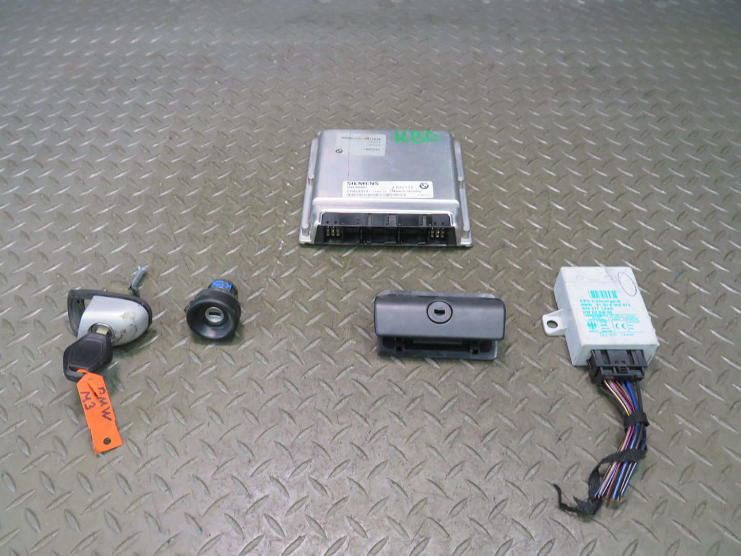 2001-2002 BMW E46 M3 3.2L S54 Engine ECU ECM DME Immo Lock Cylinder KEY Set