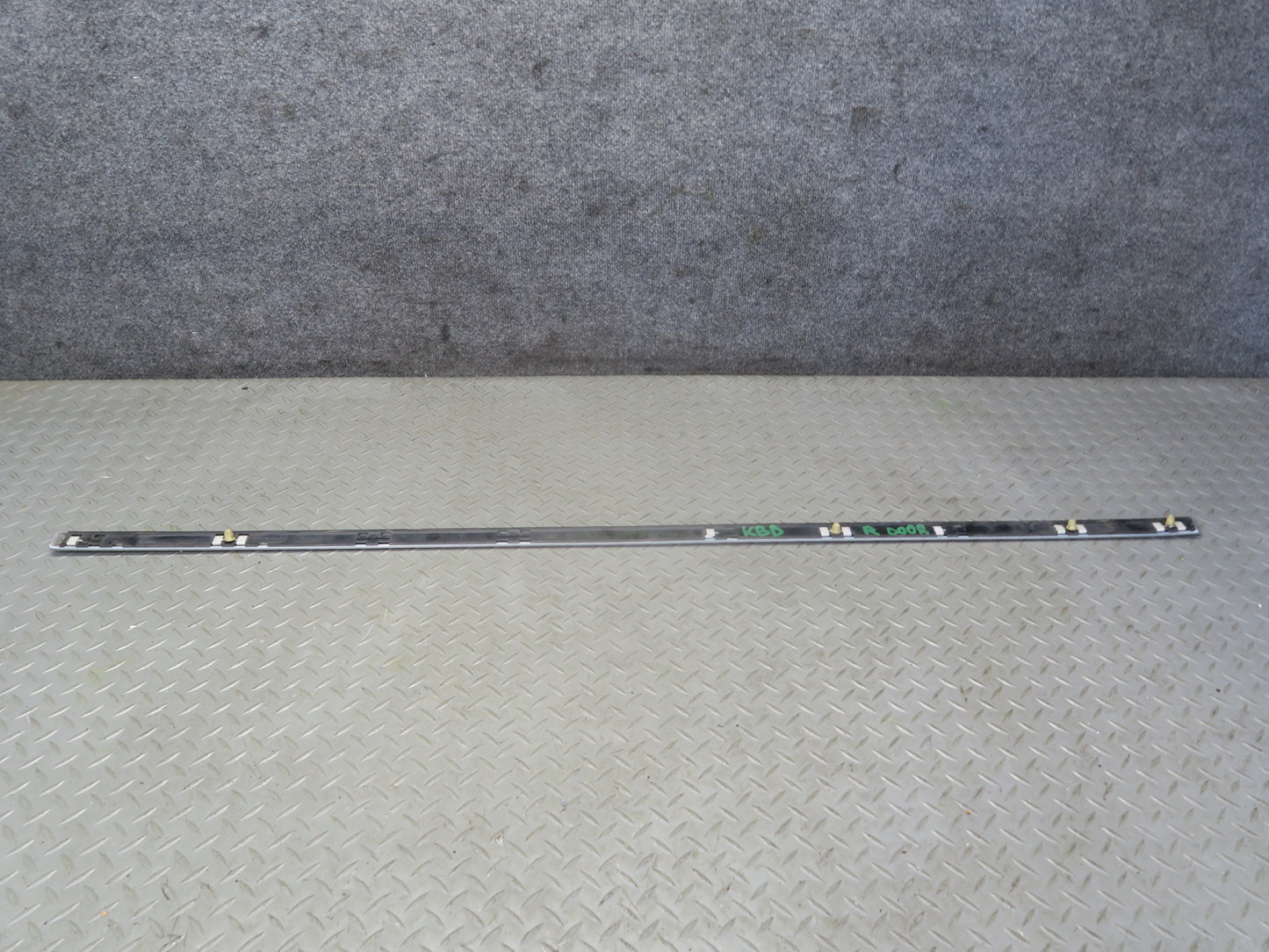 2001-2006 BMW E46 M3 Right Door Exterior Trim Molding Titan Silver OEM