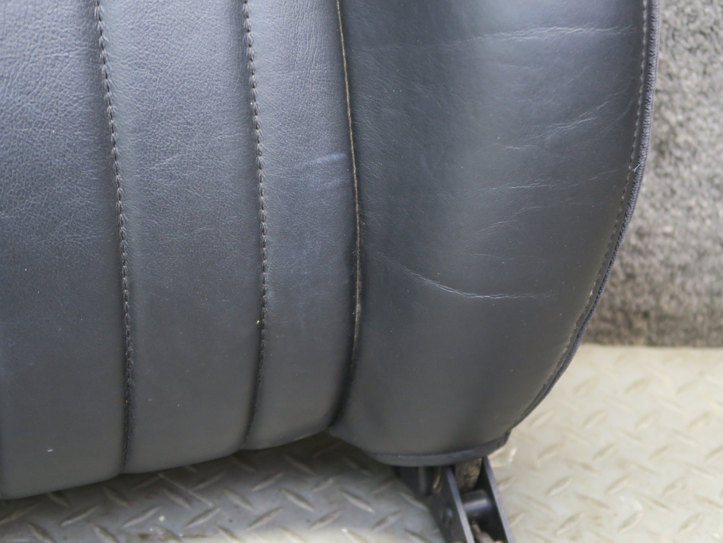 97-02 Chevrolet Corvette C5 Right Passenger Seat Upper Cushion Leather Black OEM