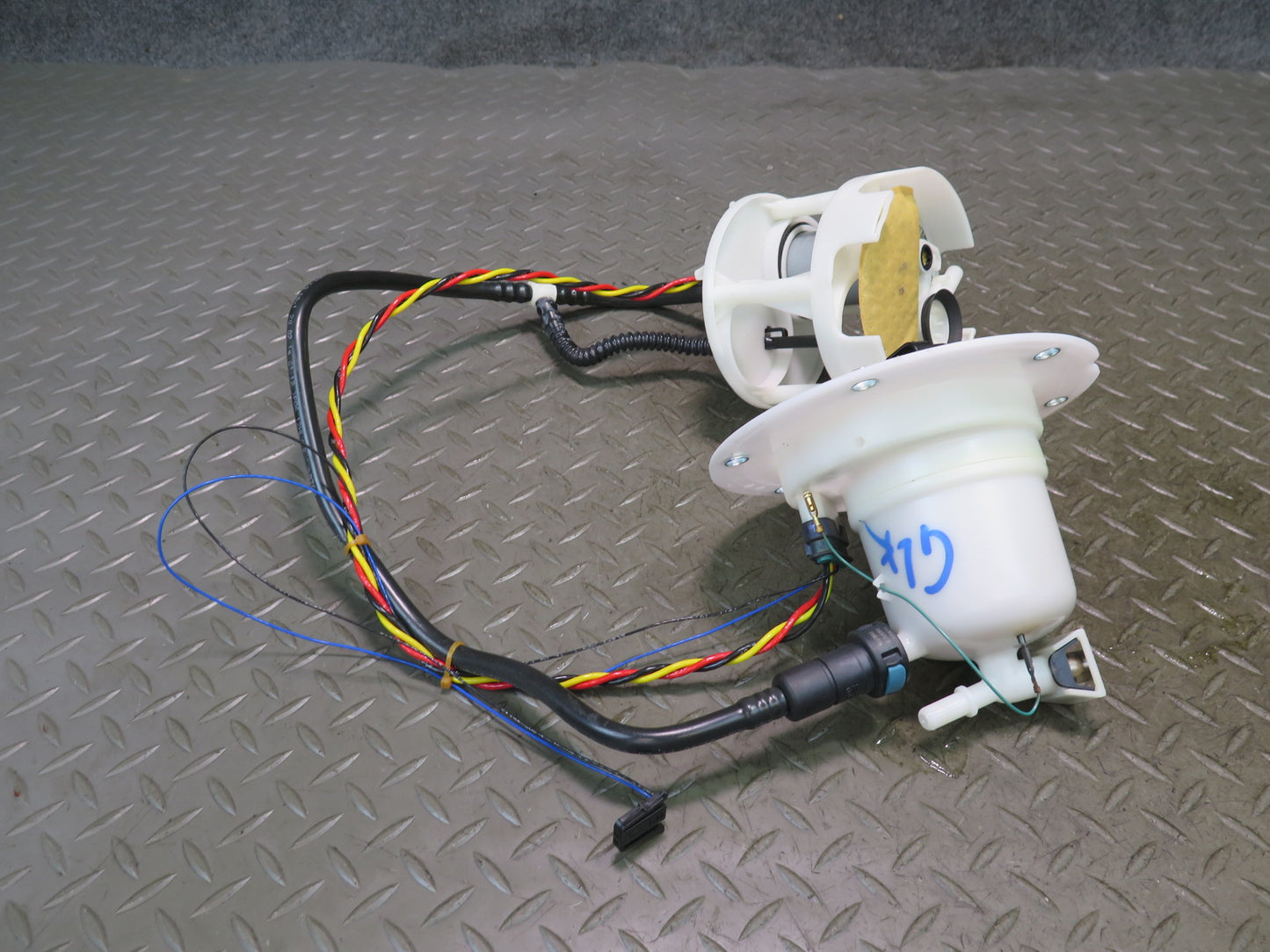2012-2020 Mercedes R172 SLK SLC Fuel Gas Pump Level Sensor Sending Unit Set