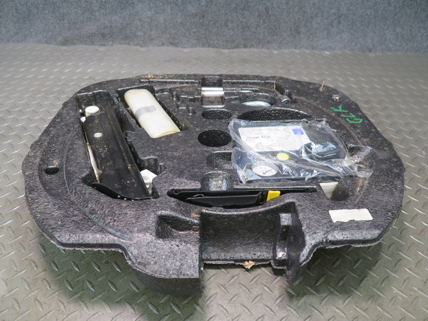 2012-2020 Mercedes R172 SLK SLC Rear Trunk Emergency Spare Tire Jack Tool KIT