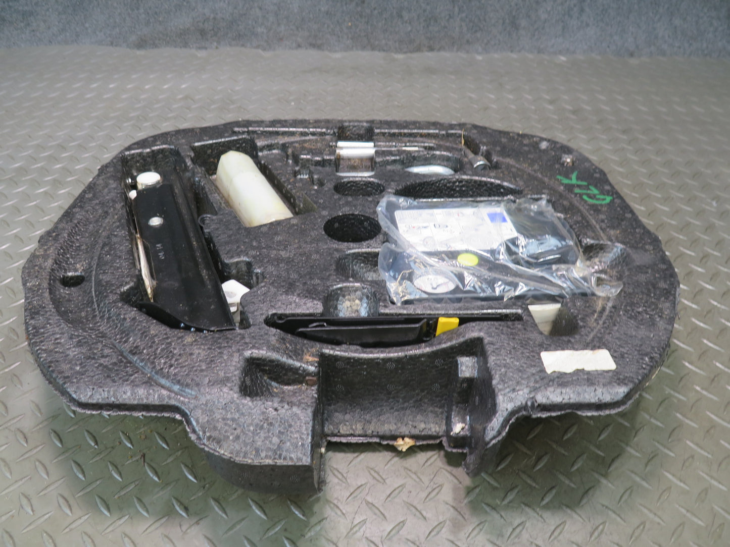 2012-2020 Mercedes R172 SLK SLC Rear Trunk Emergency Spare Tire Jack Tool KIT