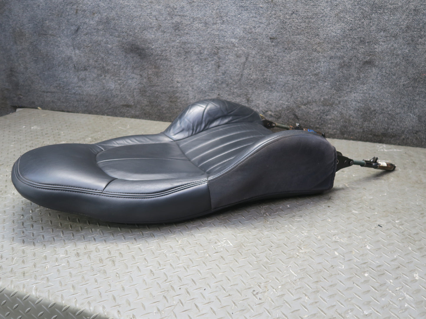 97-02 Chevrolet Corvette C5 Left Driver Seat Upper Cushion Leather Black OEM