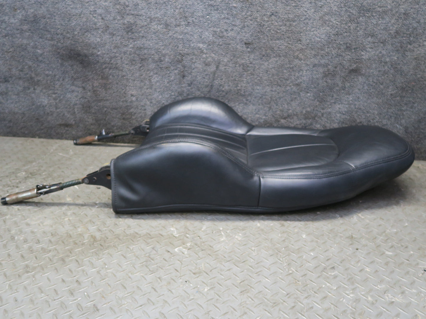 97-02 Chevrolet Corvette C5 Left Driver Seat Upper Cushion Leather Black OEM