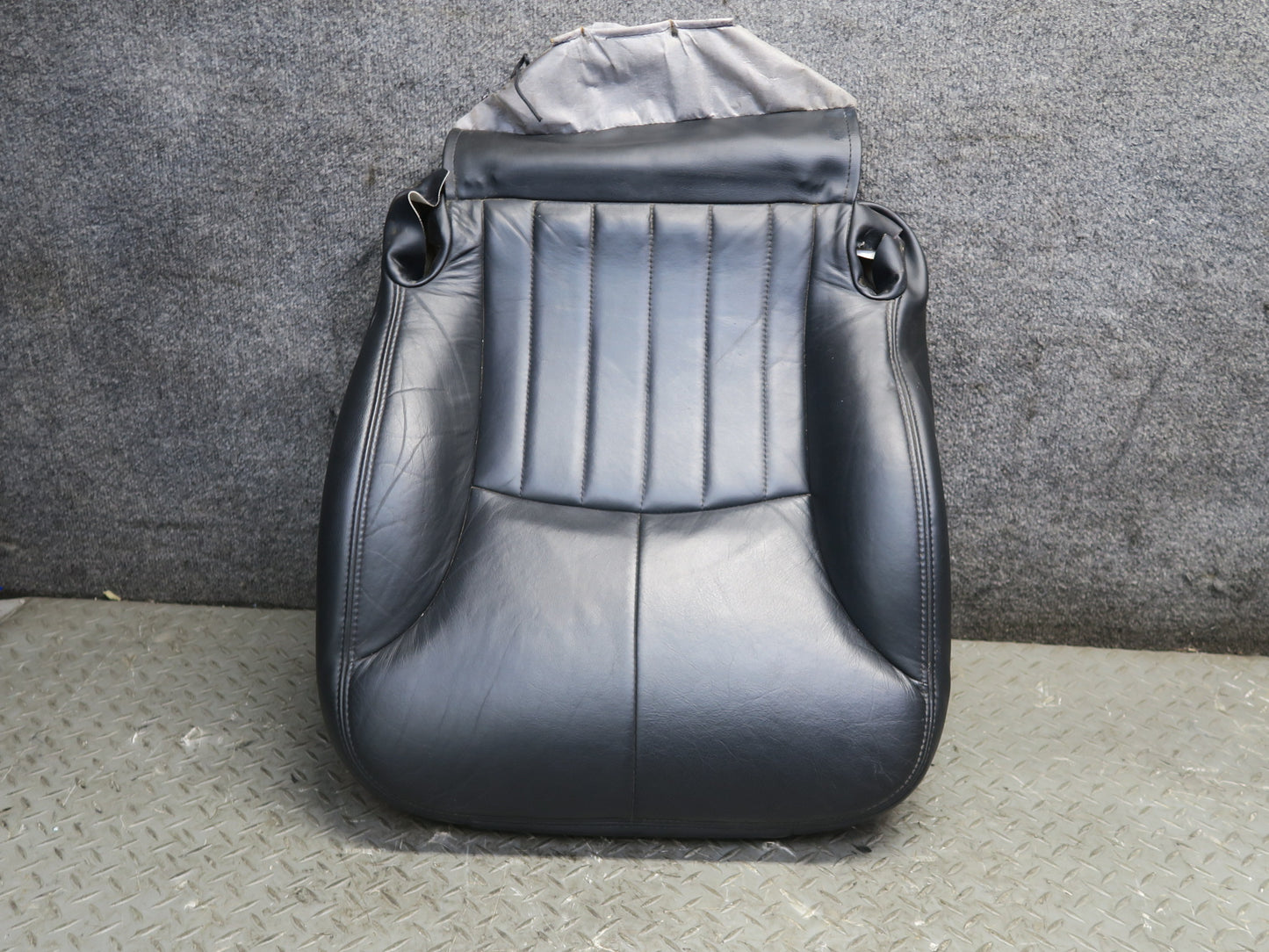 97-02 Chevrolet Corvette C5 Right Passenger Seat Lower Cushion Leather Black OEM