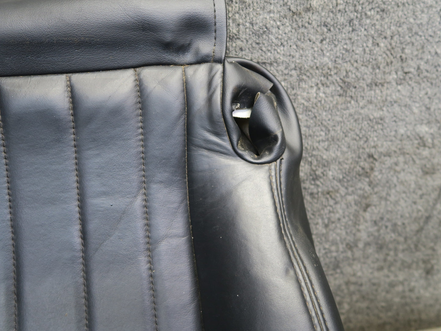 97-02 Chevrolet Corvette C5 Right Passenger Seat Lower Cushion Leather Black OEM
