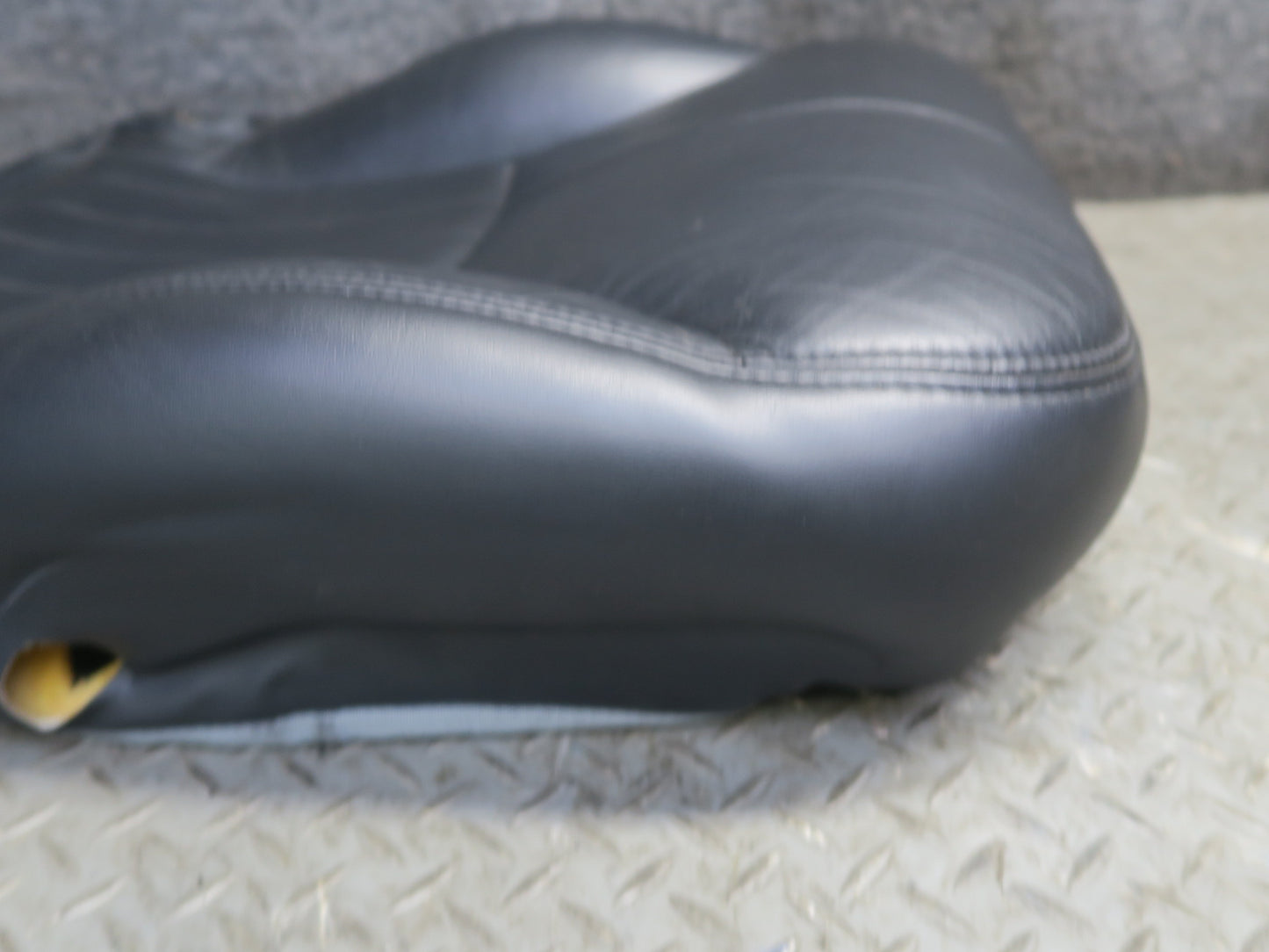 97-02 Chevrolet Corvette C5 Right Passenger Seat Lower Cushion Leather Black OEM