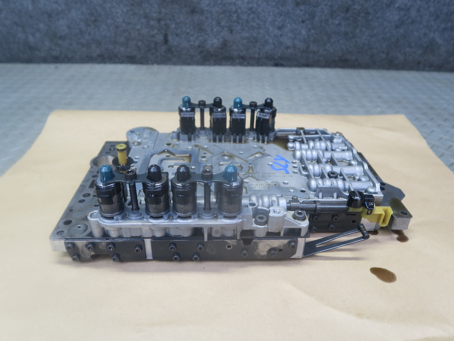 2013 Mercedes R231 SL550 722.909 Transmission Valve Body Mechatronic OEM