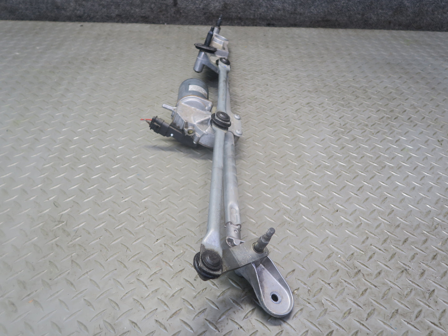 2012-2020 Mercedes R172 SLK SLC Windshield Wiper Transmission Linkage W/ Motor