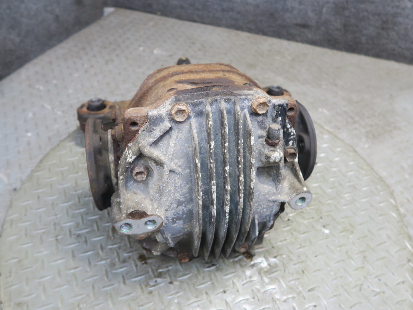 98-00 Lexus UZZ30L SC400 Rear Axle Differential Carrier 3.266 Ratio 115K OEM