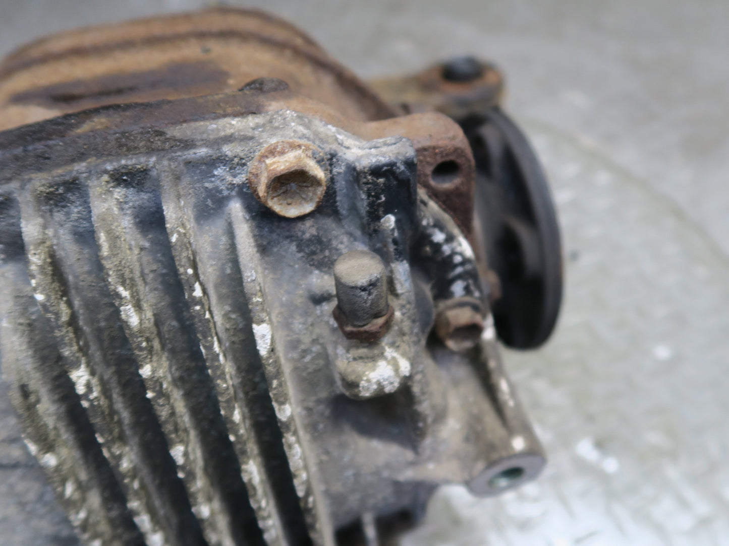 98-00 Lexus UZZ30L SC400 Rear Axle Differential Carrier 3.266 Ratio 115K OEM