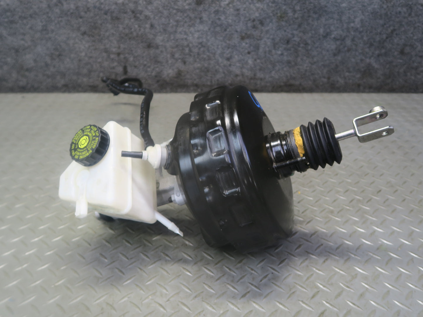 2012-2016 Mercedes R172 SLK Master Cylinder W/ Power Brake Booster & Reservoir