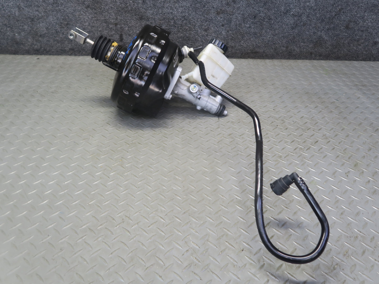 2012-2016 Mercedes R172 SLK Master Cylinder W/ Power Brake Booster & Reservoir