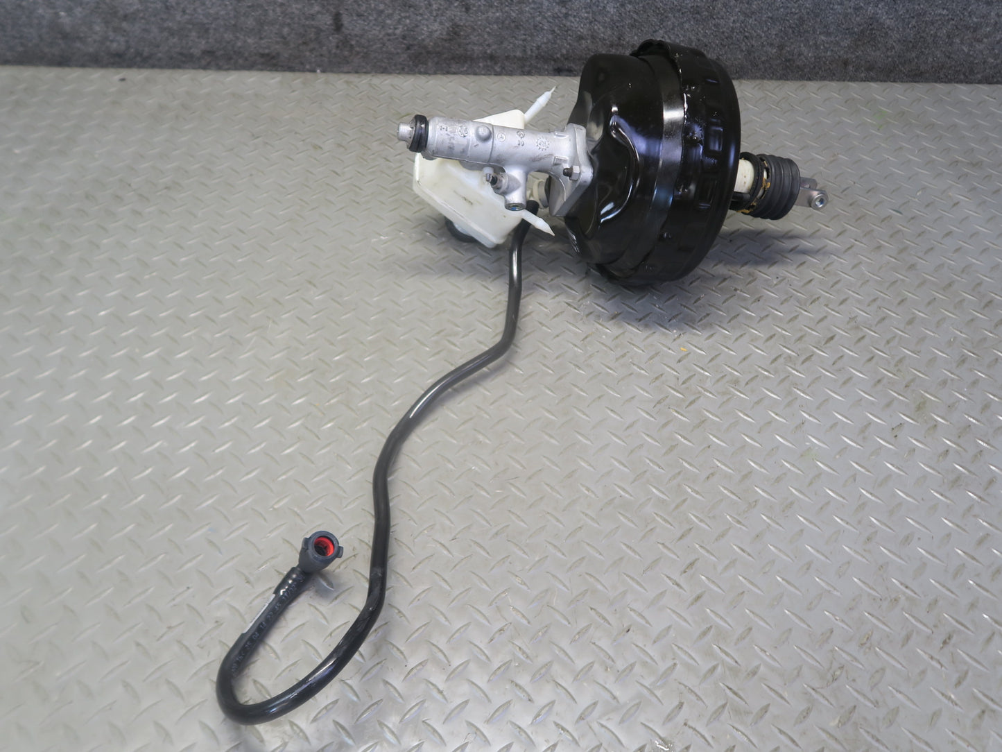 2012-2016 Mercedes R172 SLK Master Cylinder W/ Power Brake Booster & Reservoir