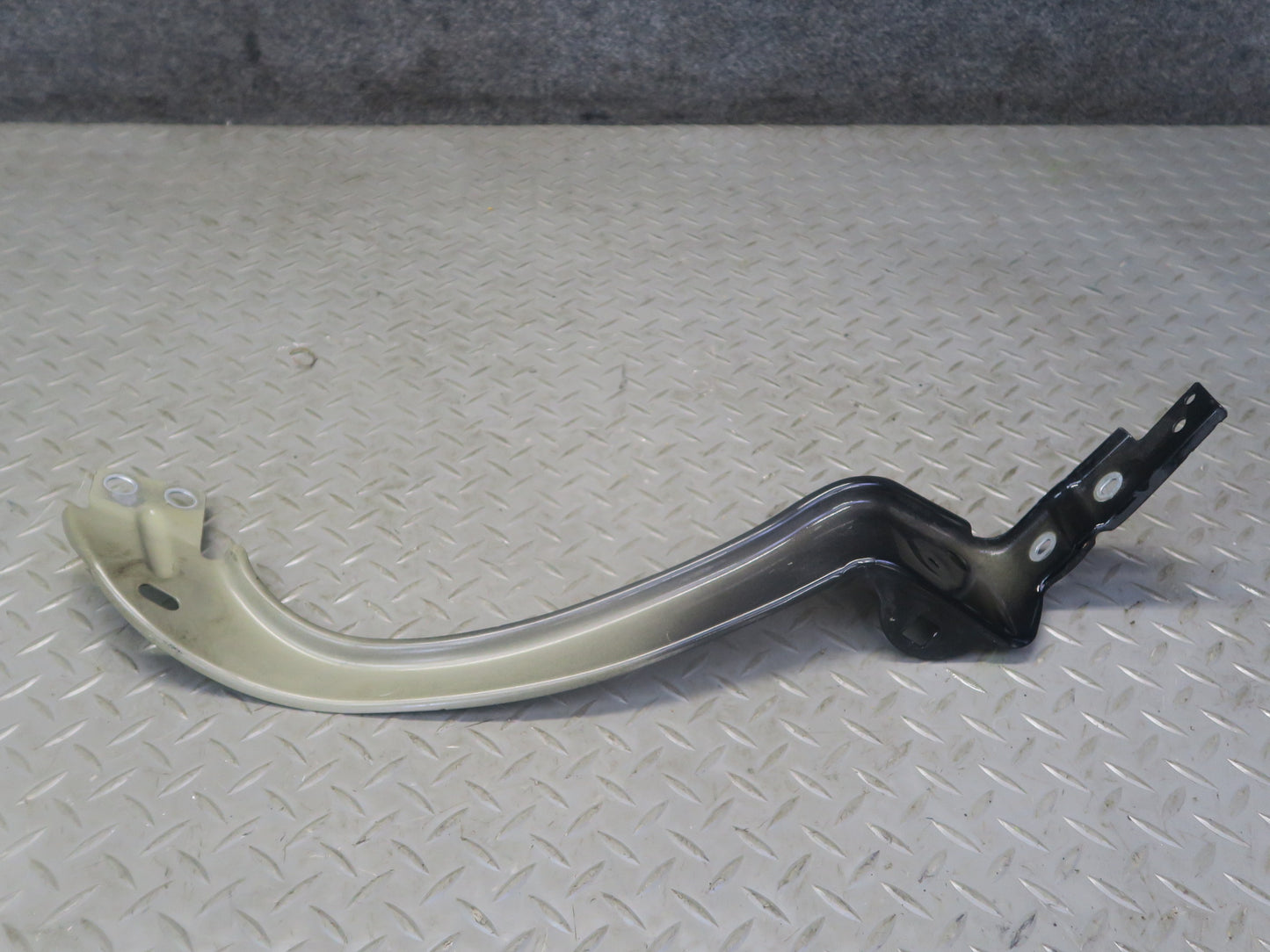 2012-2020 Mercedes R172 SLK SLC Front Left Headlight Lamp Mount Support Bracket