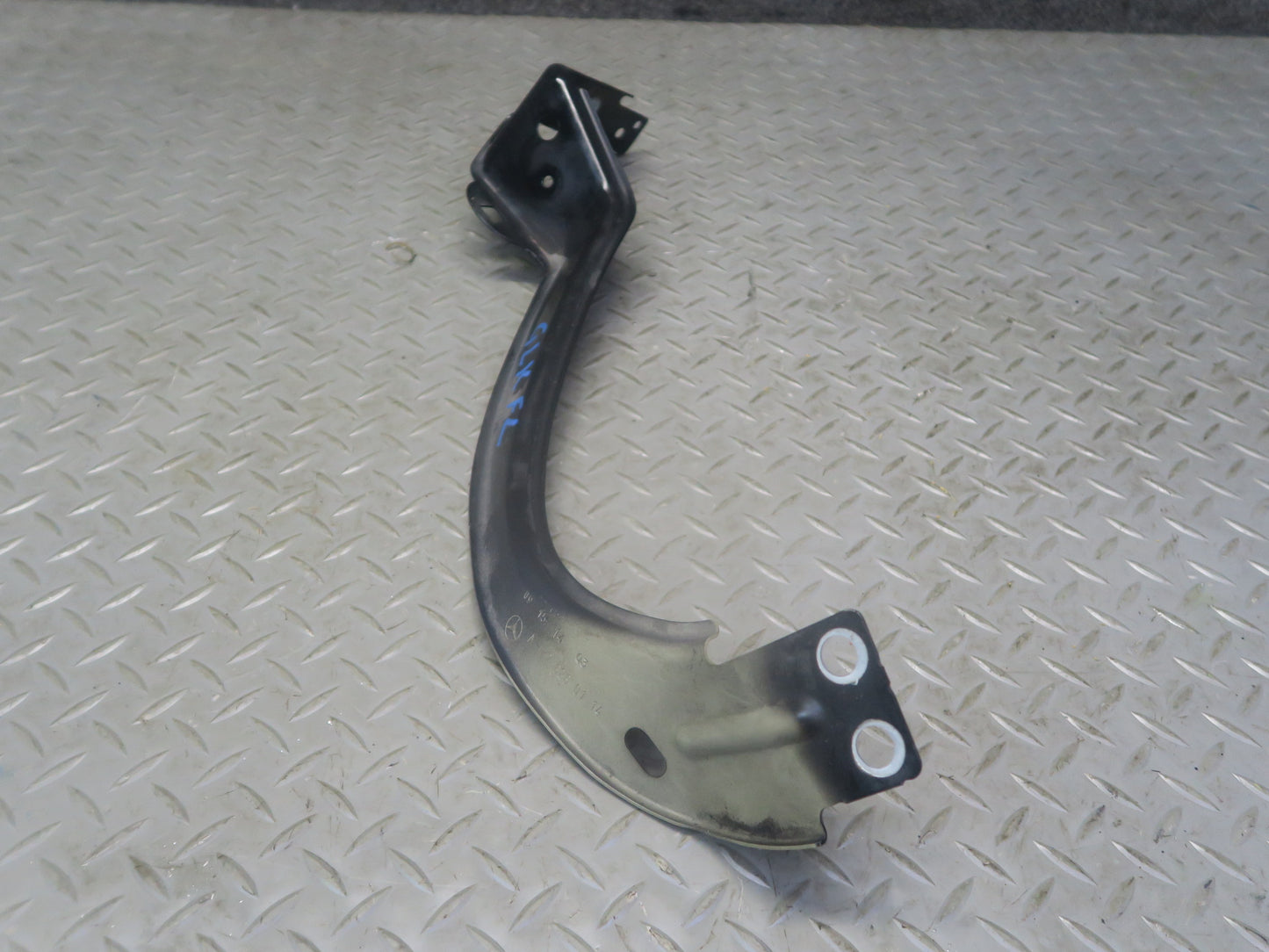 2012-2020 Mercedes R172 SLK SLC Front Left Headlight Lamp Mount Support Bracket