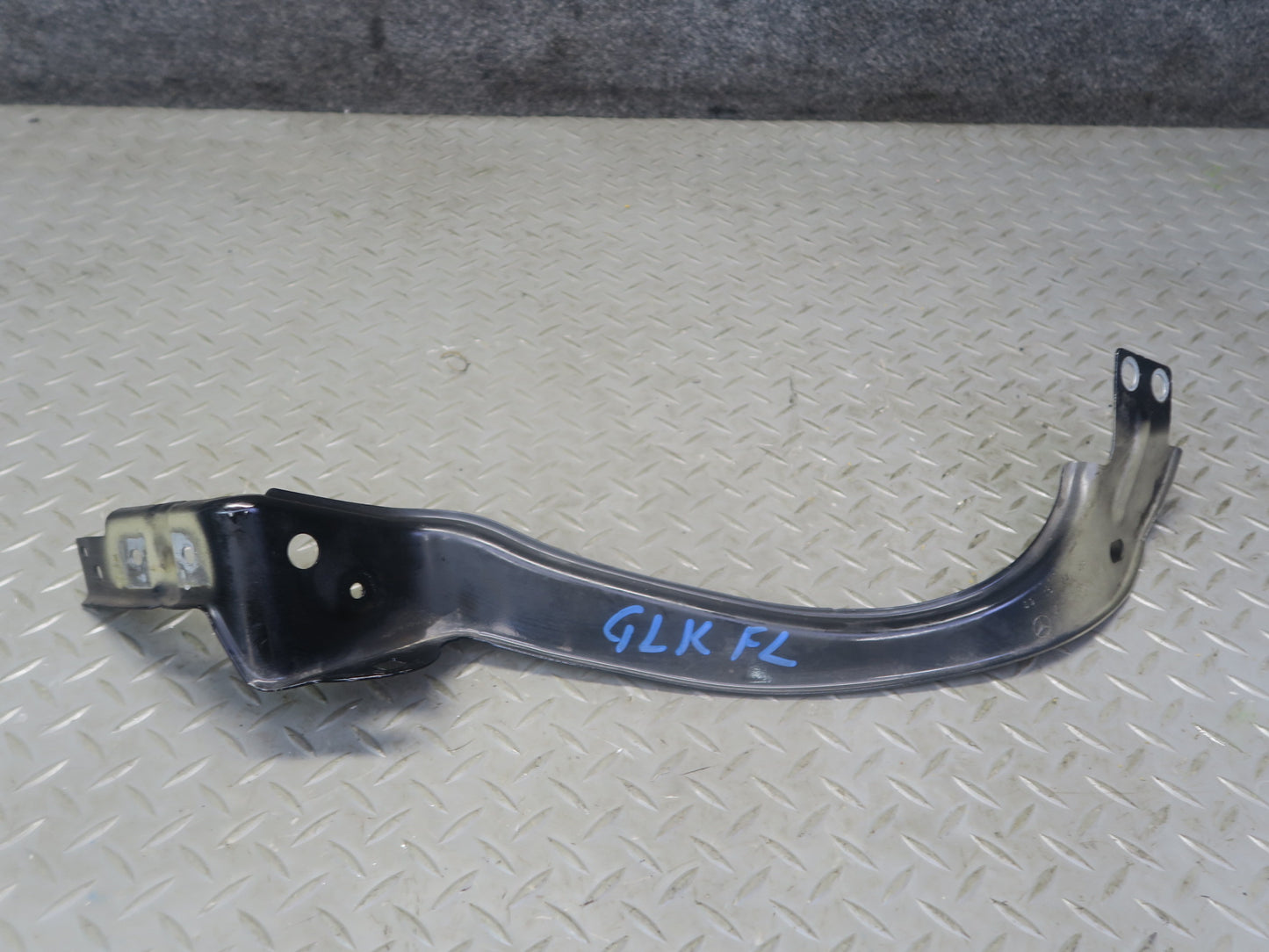 2012-2020 Mercedes R172 SLK SLC Front Left Headlight Lamp Mount Support Bracket