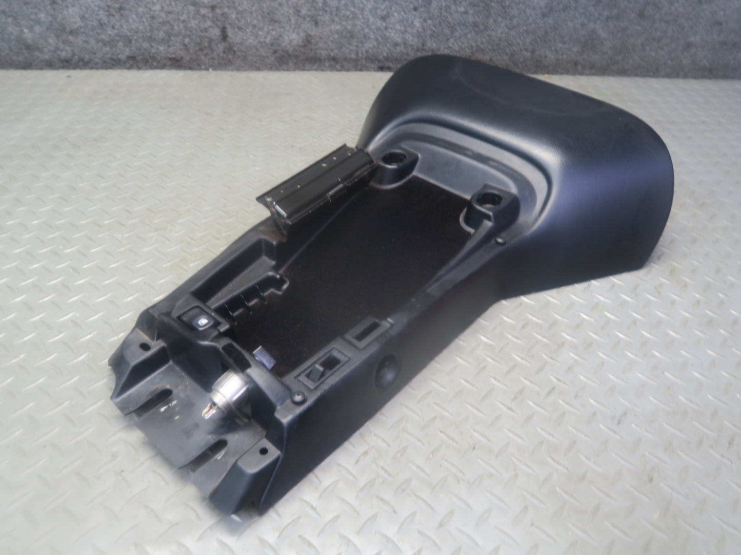 97-04 Chevrolet Corvette C5 Center Console Trim Cover Panel Black 10402194 OEM