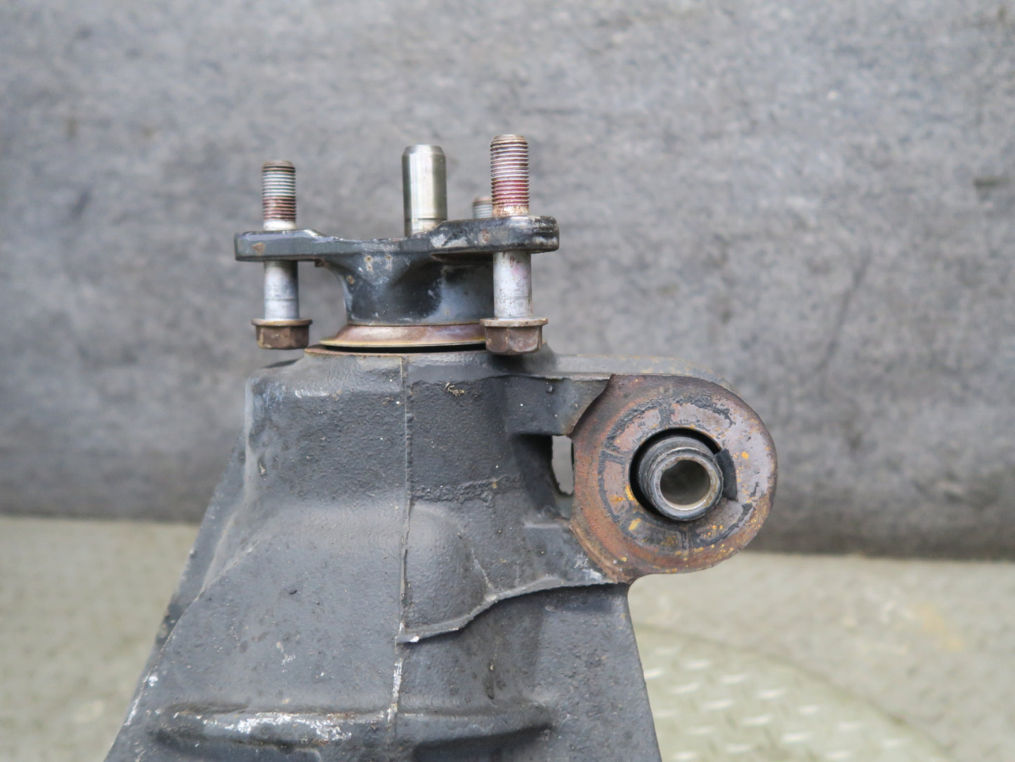 95-97 Toyota Celsior UCF20 Rear Differential Carrier 3.916 Ratio 116K Miles OEM