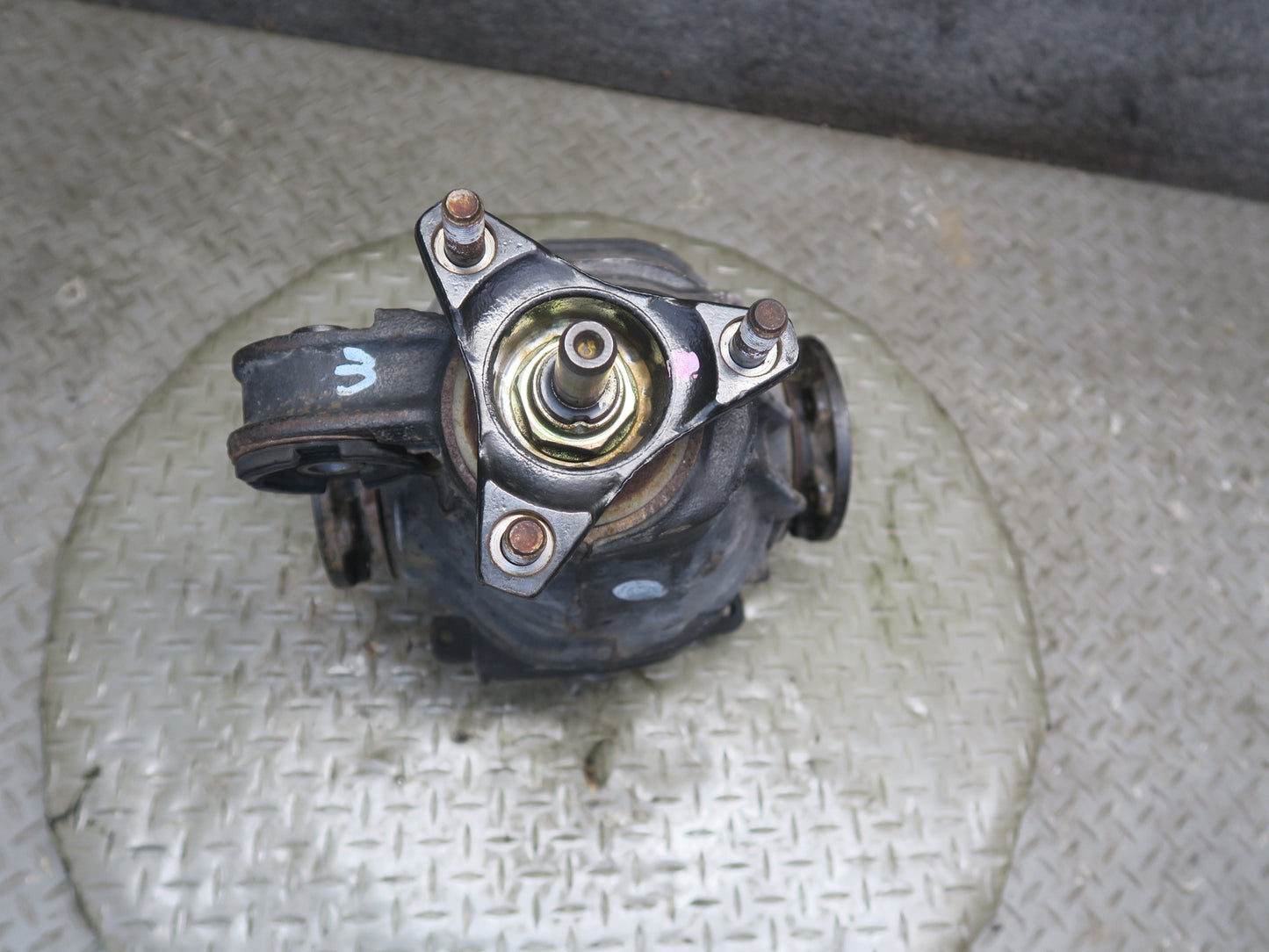 95-97 Toyota Celsior UCF20 Rear Differential Carrier 3.916 Ratio 116K Miles OEM
