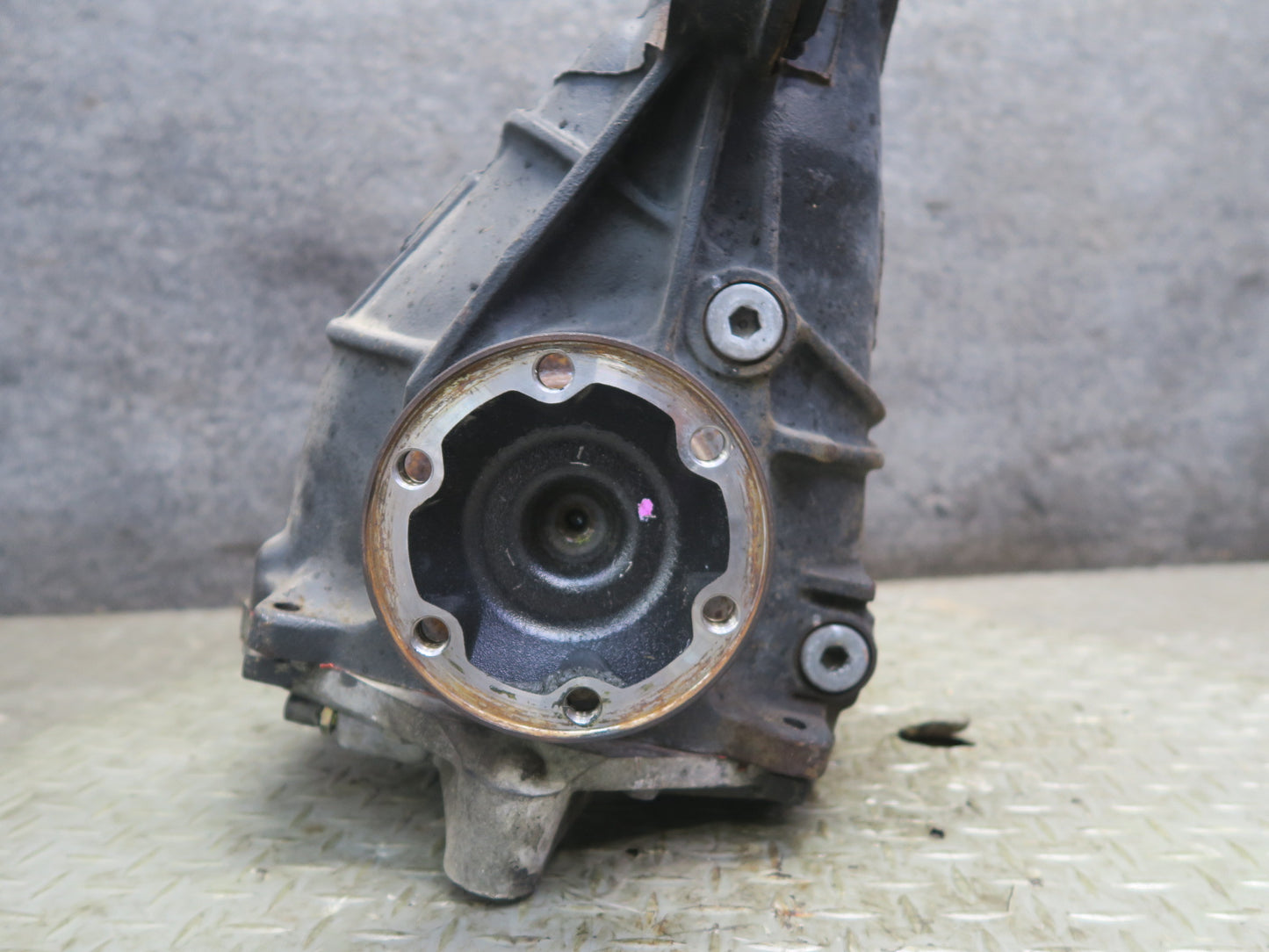 95-97 Toyota Celsior UCF20 Rear Differential Carrier 3.916 Ratio 116K Miles OEM
