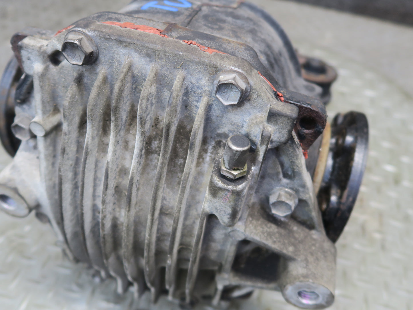 95-97 Toyota Celsior UCF20 Rear Differential Carrier 3.916 Ratio 116K Miles OEM