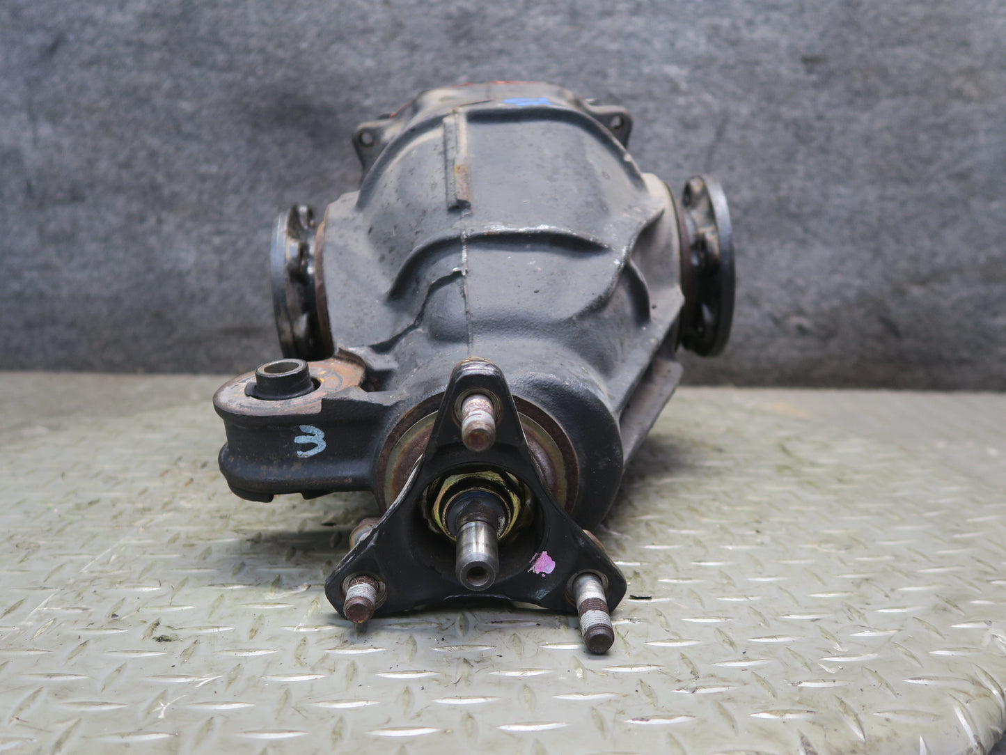 95-97 Toyota Celsior UCF20 Rear Differential Carrier 3.916 Ratio 116K Miles OEM