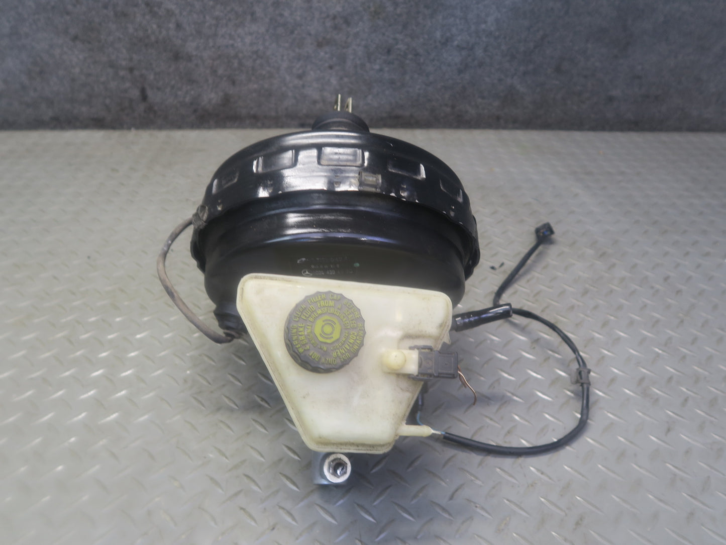 94-02 Mercedes R129 Sl-class Brake Master Cylinder Booster Fluid Reservoir OEM