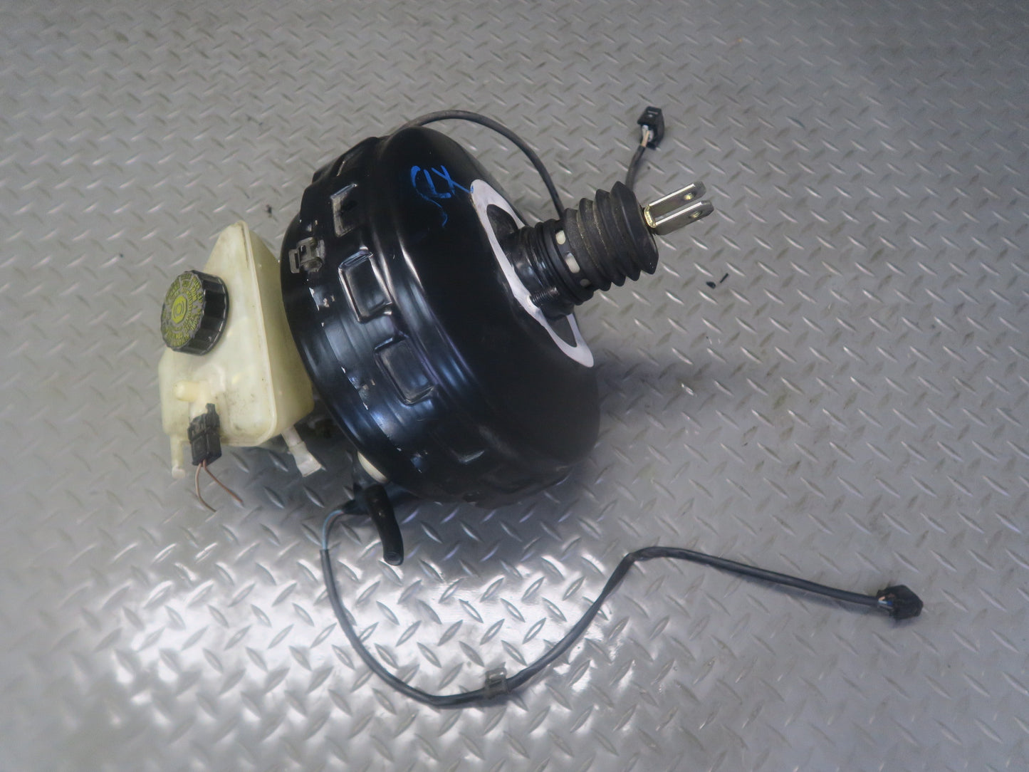94-02 Mercedes R129 Sl-class Brake Master Cylinder Booster Fluid Reservoir OEM