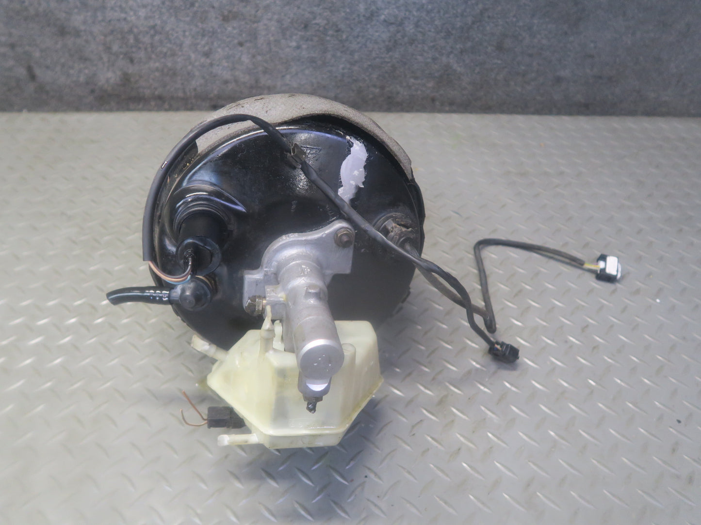 94-02 Mercedes R129 Sl-class Brake Master Cylinder Booster Fluid Reservoir OEM