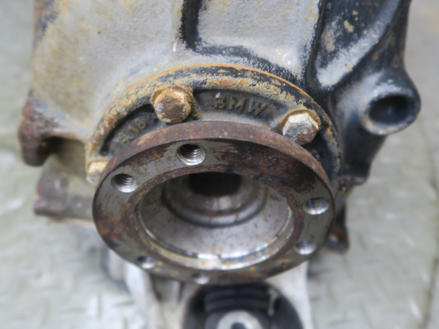 01-02 BMW E36/7 Z3 3.0L M54 M/T Rear Differential Carrier LSD 3.07 Ratio 58K OEM