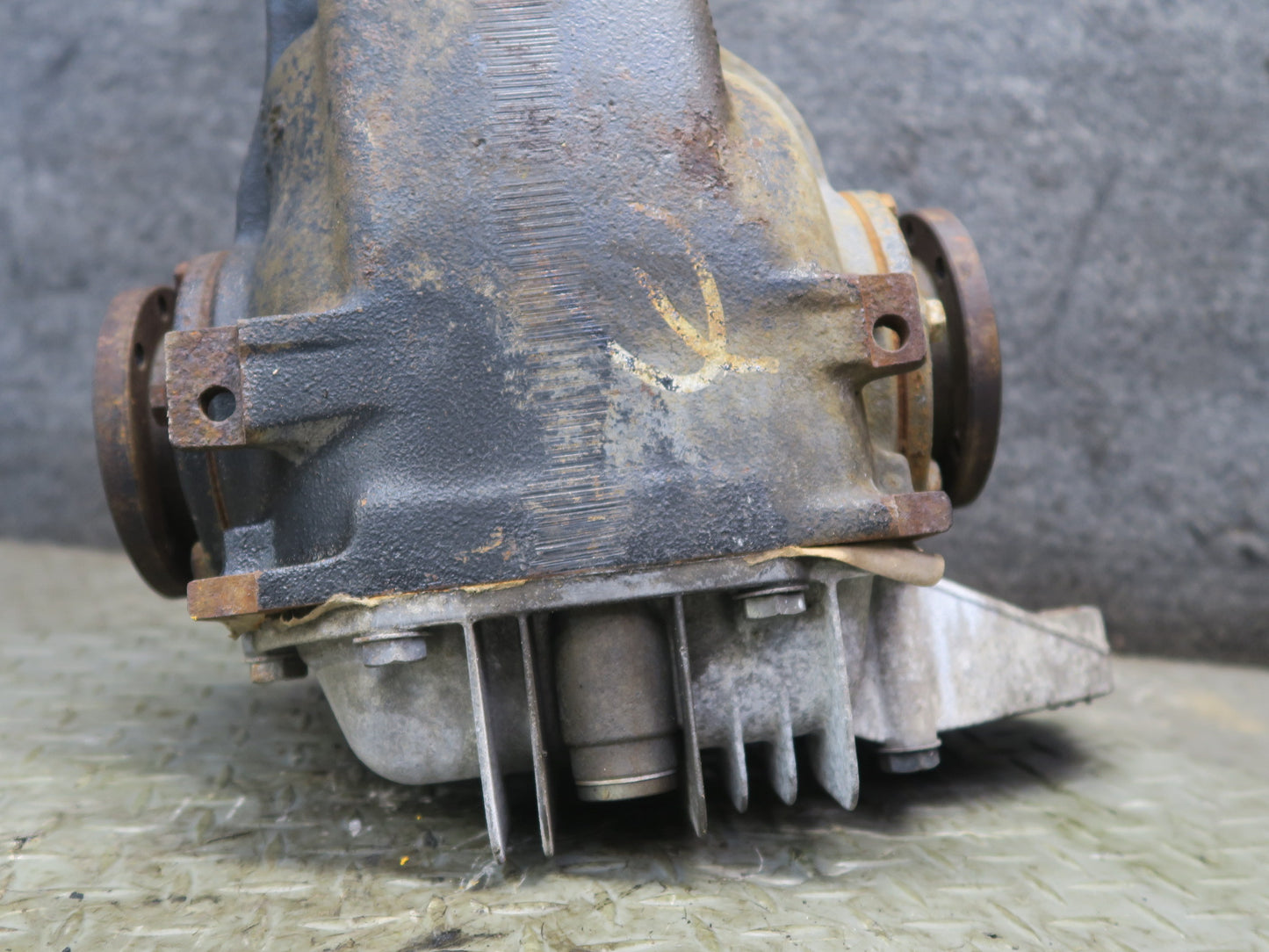 01-02 BMW E36/7 Z3 3.0L M54 M/T Rear Differential Carrier LSD 3.07 Ratio 58K OEM