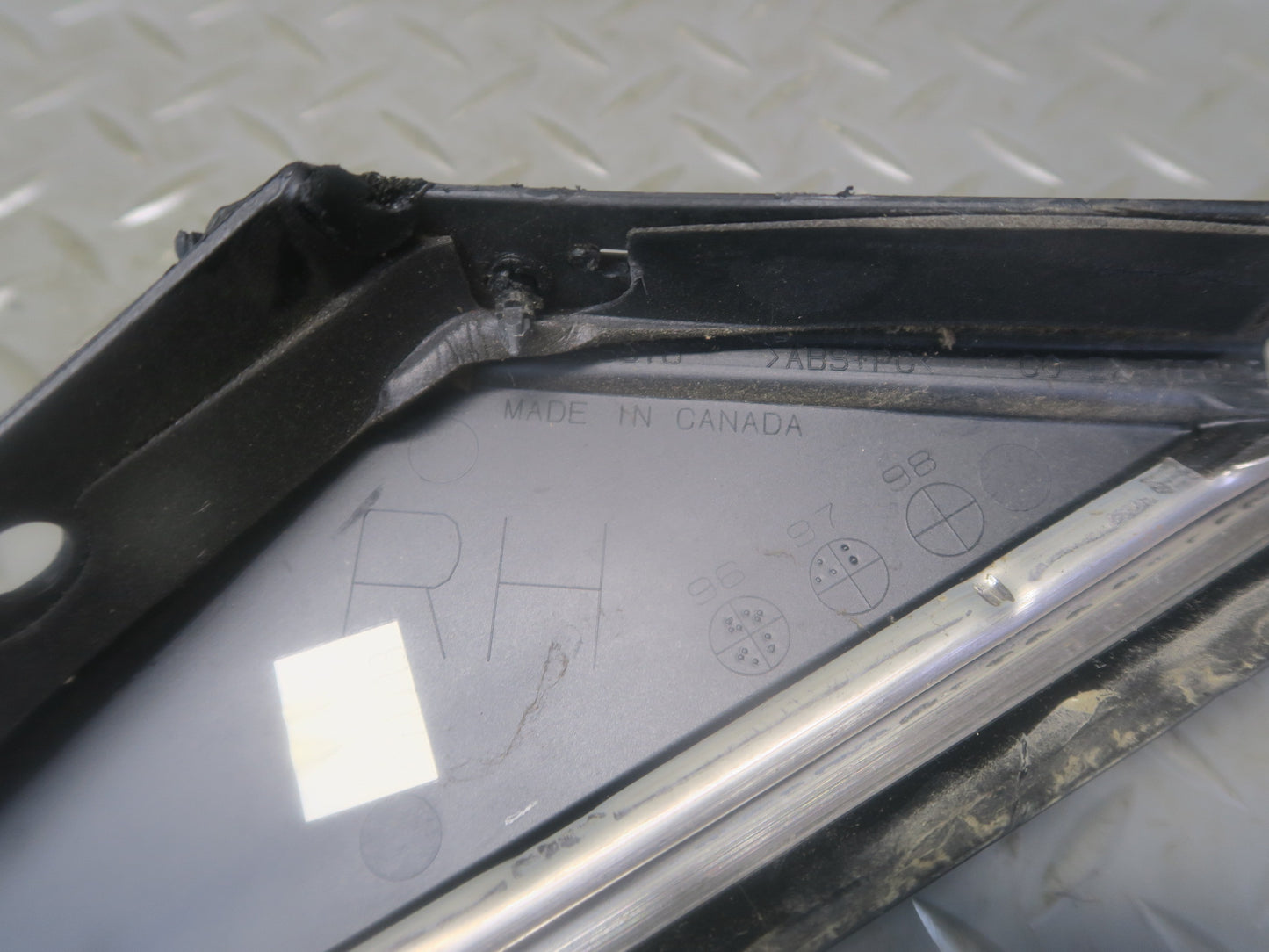97-04 Chevrolet Corvette C5 Right & Left Windshield Side Reveal Molding Set OEM