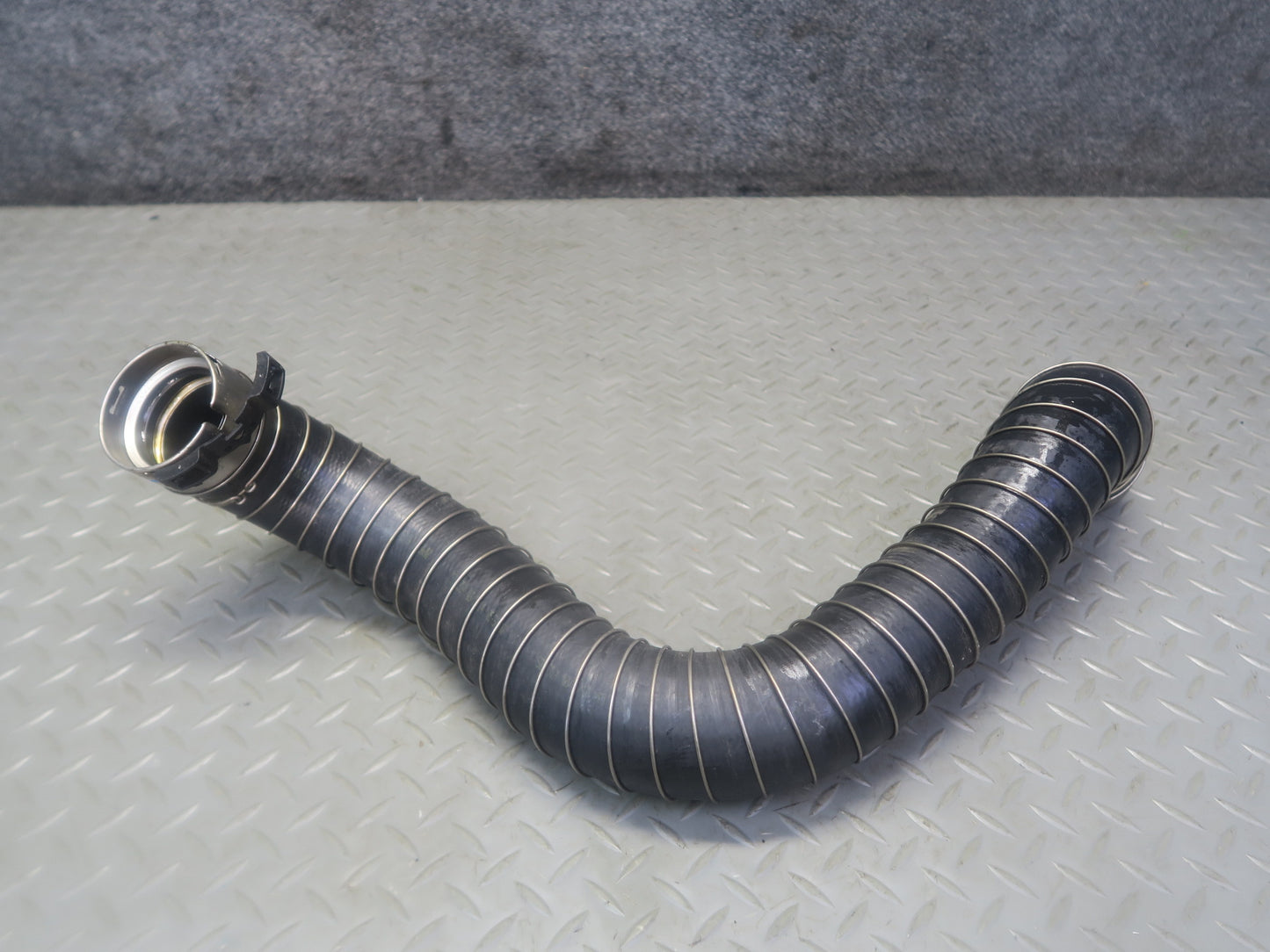 2012-2015 Mercedes R172 SLK250 M271 Right Pass Side Intercooler Hose Pipe