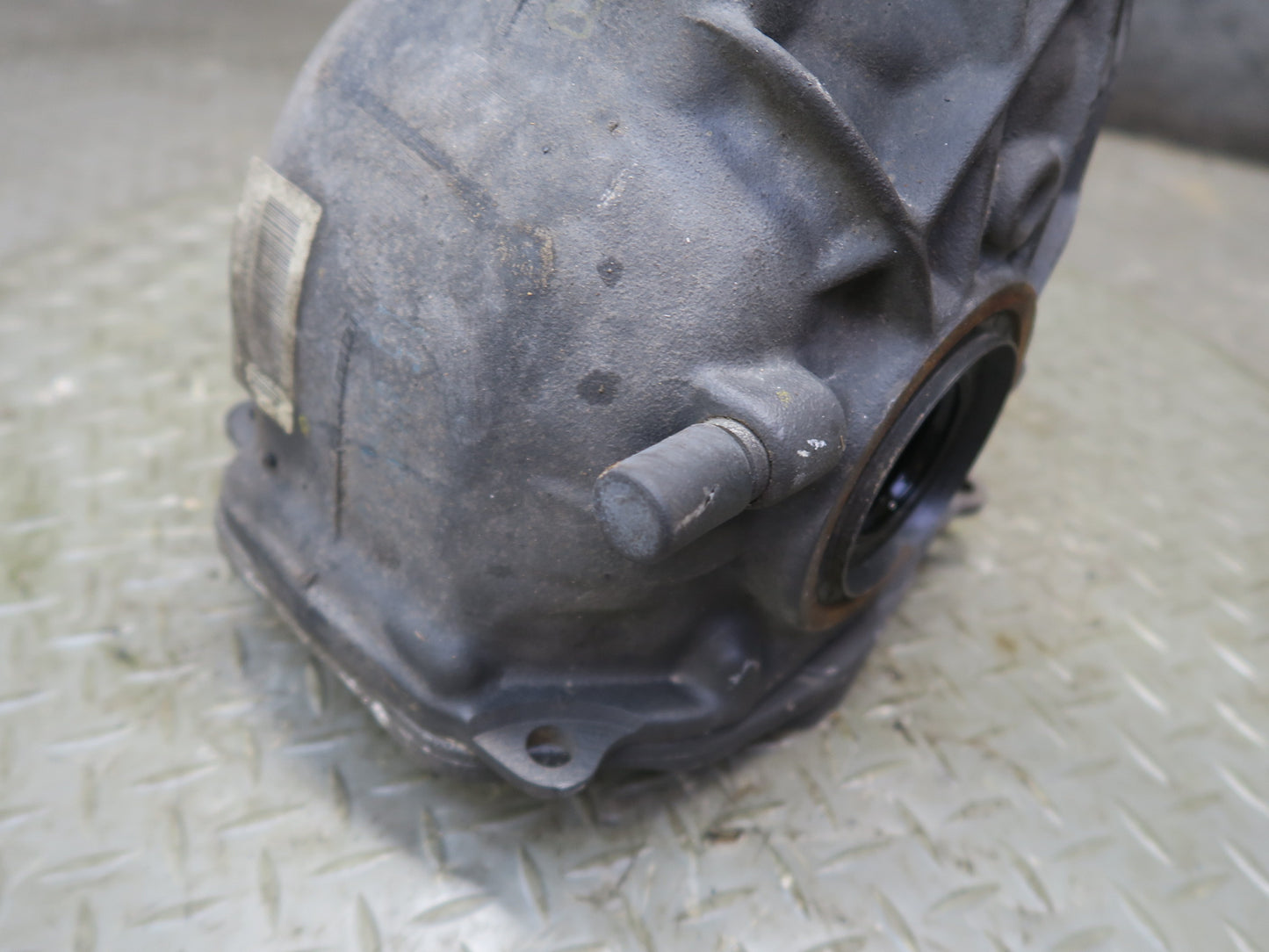 2012-2015 Mercedes R172 SLK250 1.8L Rear Differential Axle Carrier 3.07 Ratio