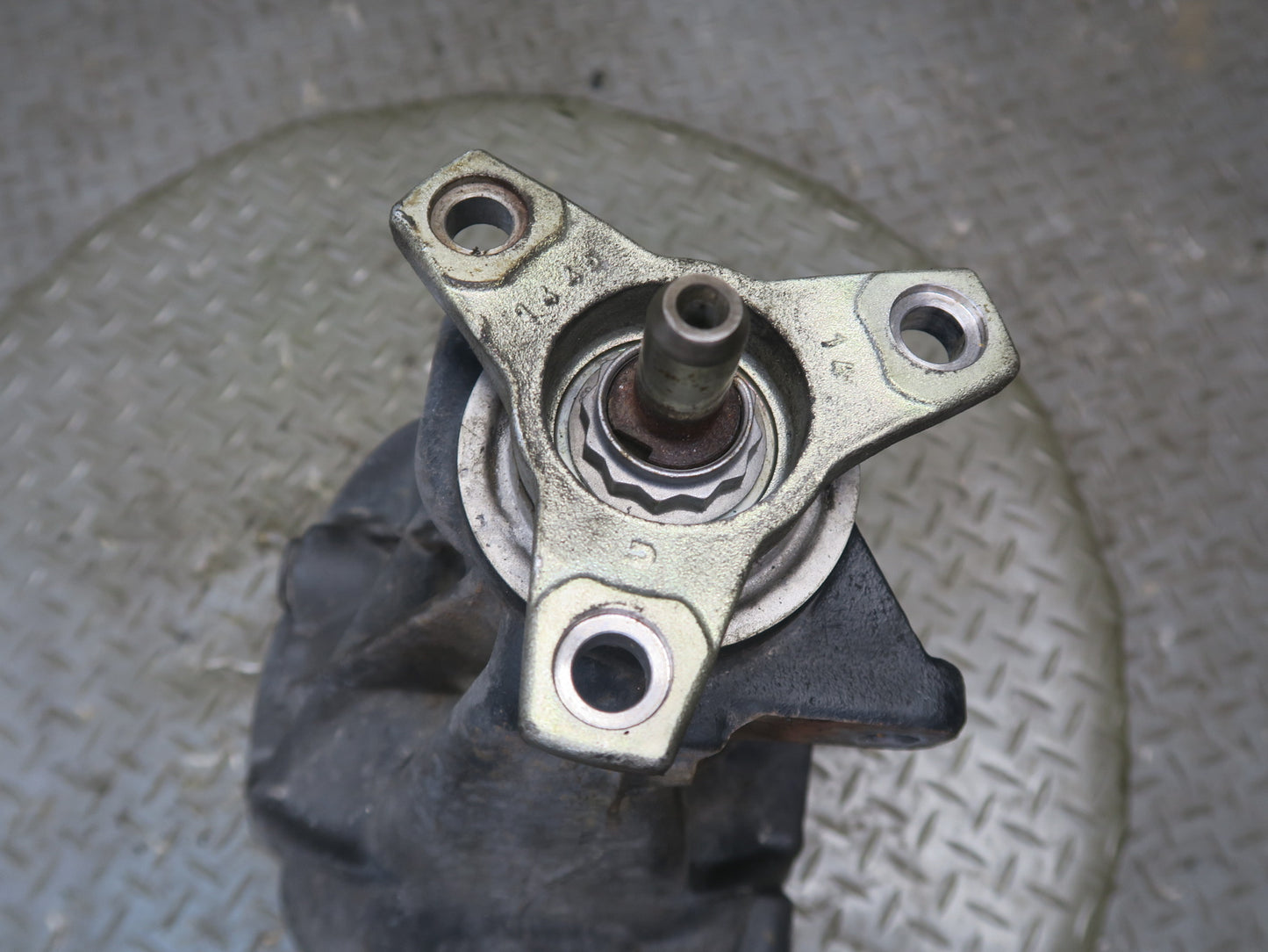 2012-2015 Mercedes R172 SLK250 1.8L Rear Differential Axle Carrier 3.07 Ratio