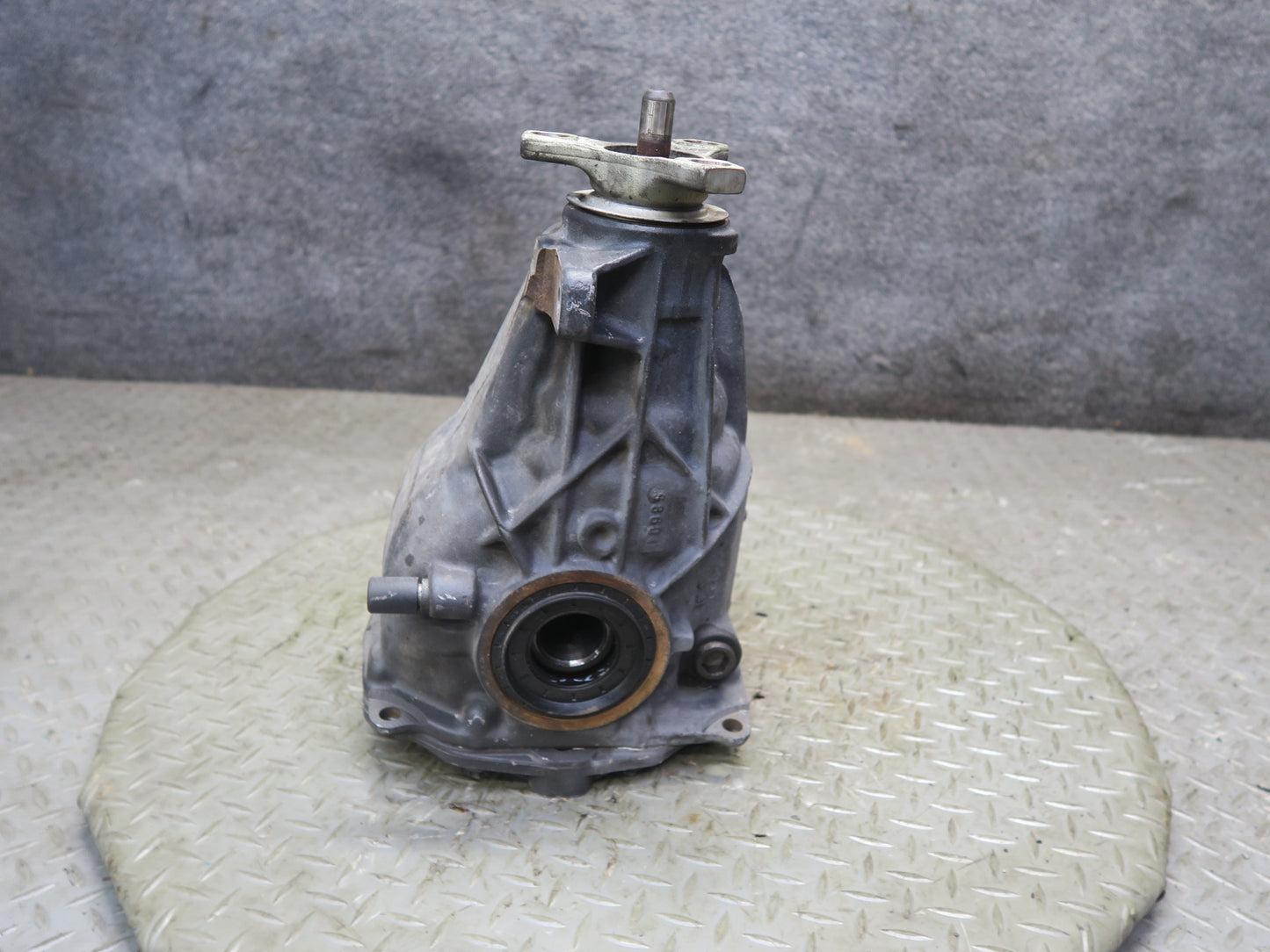 2012-2015 Mercedes R172 SLK250 1.8L Rear Differential Axle Carrier 3.07 Ratio
