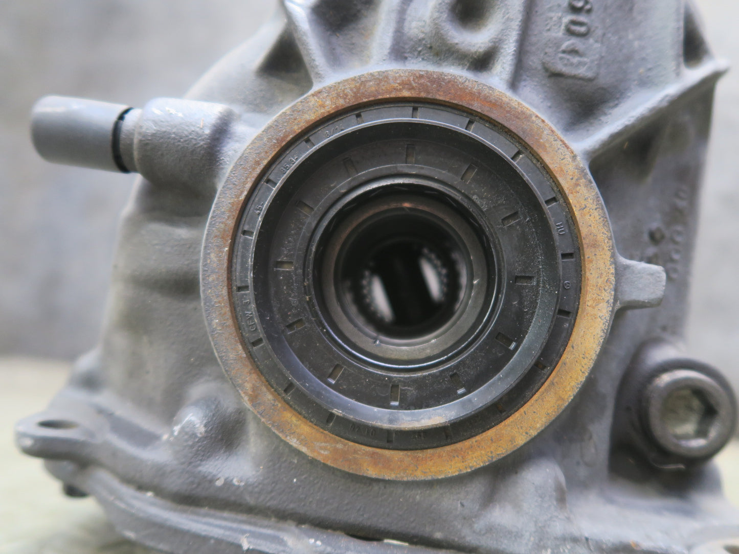 2012-2015 Mercedes R172 SLK250 1.8L Rear Differential Axle Carrier 3.07 Ratio