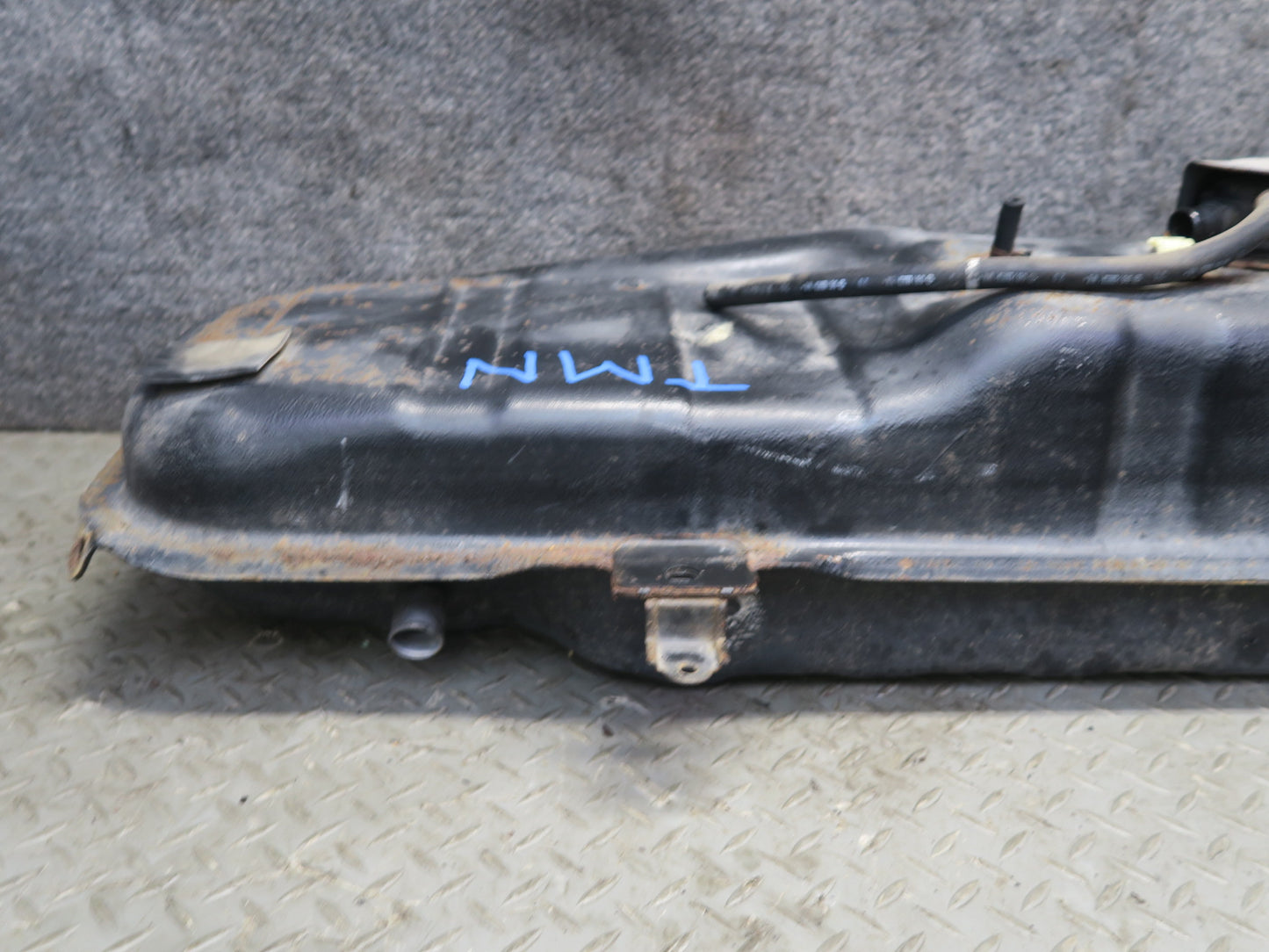 00-05 Toyota MR2 Spyder ZZW30L 1ZZFE Fuel Tank Unit OEM