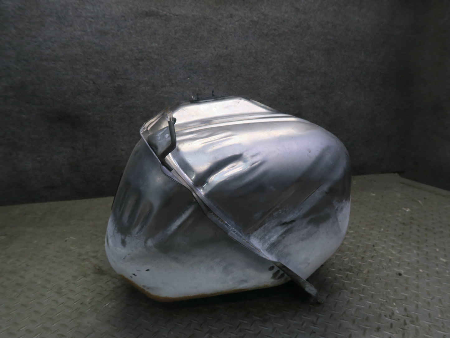 98-00 Lexus UZZ30L SC400 Fuel Tank w Filler Neck Assembly OEM