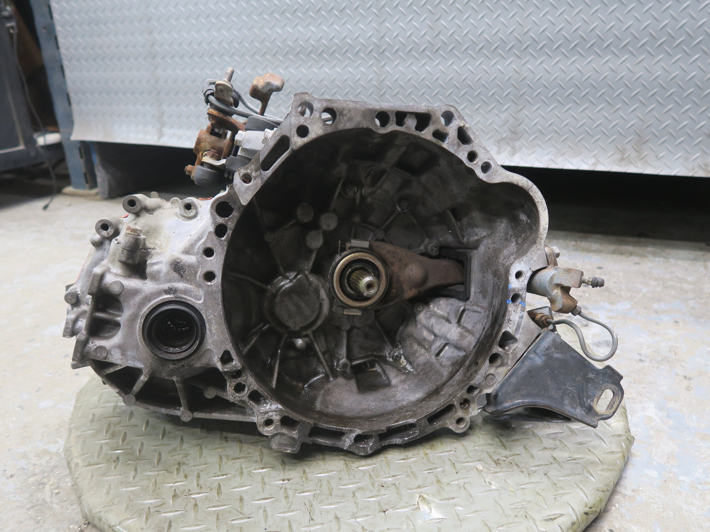00-02 Toyota MR2 Spyder ZZW30L 1.8L C56 NON LSD M/T Manual Transmission OEM