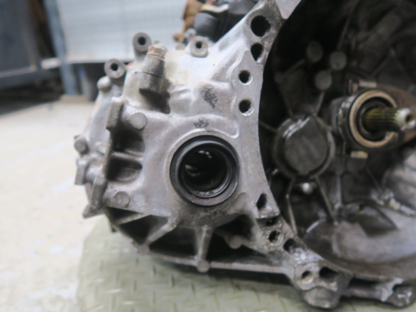 00-02 Toyota MR2 Spyder ZZW30L 1.8L C56 NON LSD M/T Manual Transmission OEM