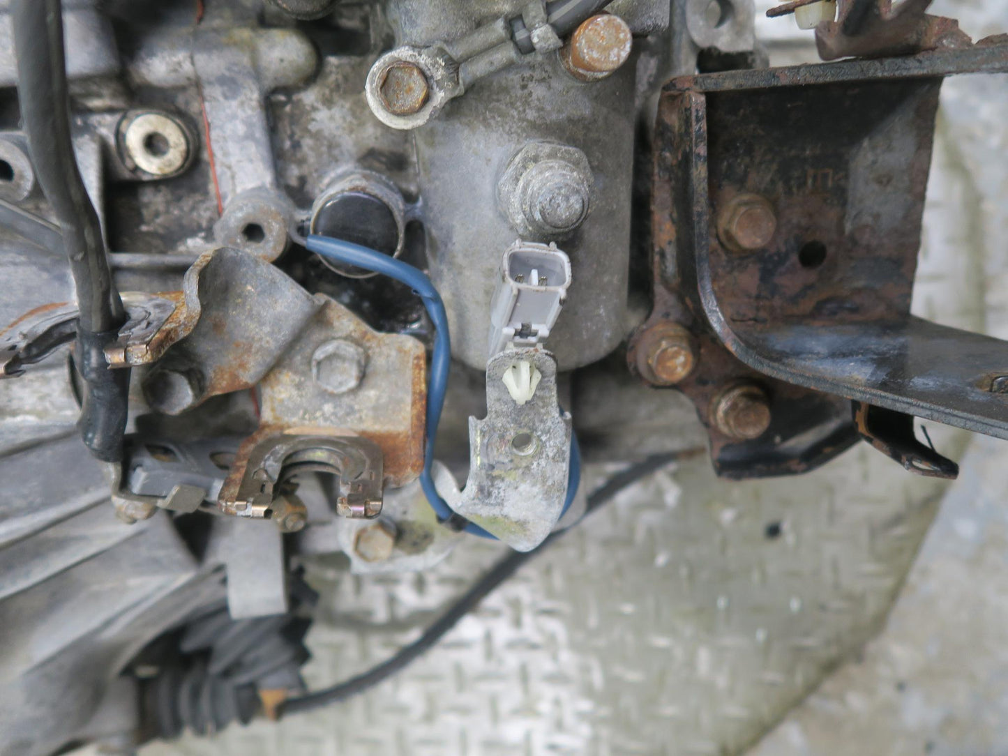00-02 Toyota MR2 Spyder ZZW30L 1.8L C56 NON LSD M/T Manual Transmission OEM
